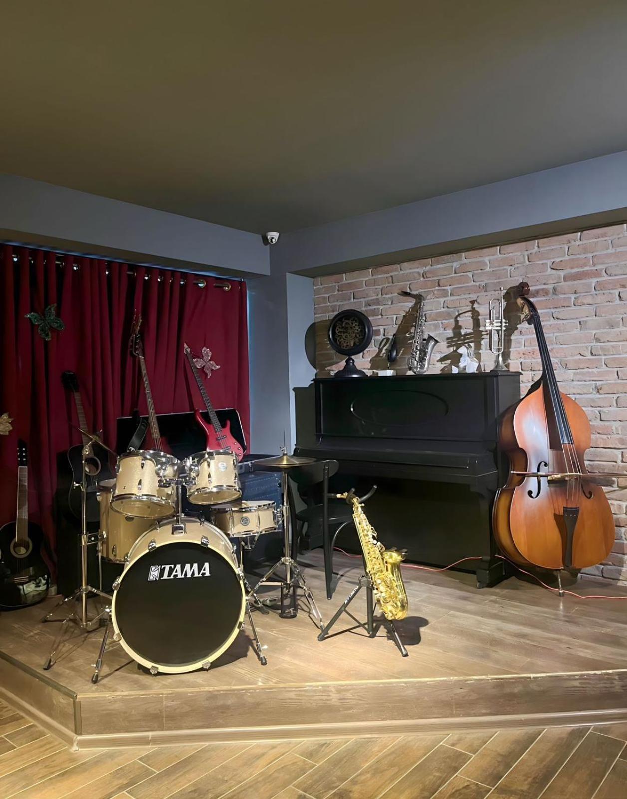 Jazz Hotel Тбілісі Екстер'єр фото